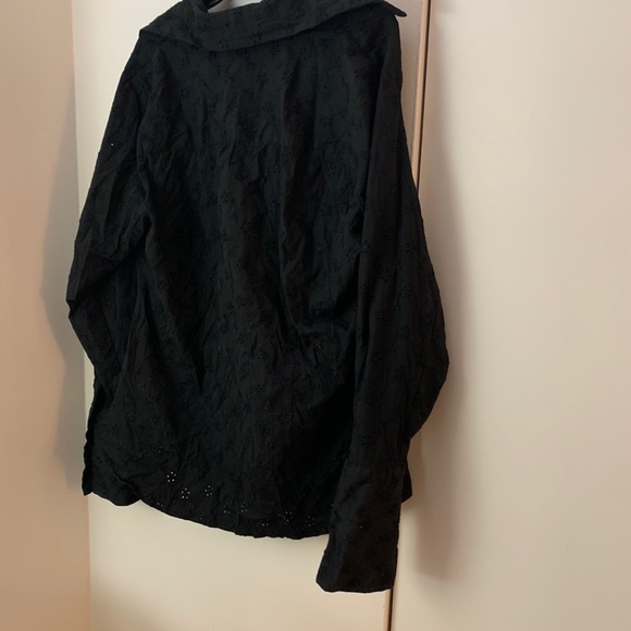 INC Stretch Black Embroidered Button Up Black Top - Picture 2 of 9